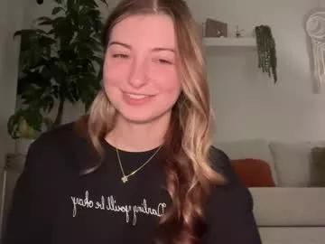 Freechat fantasyella on Chaturbate