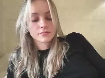 Freechat fflloowweerr on Chaturbate