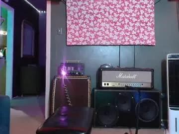 Freechat flanneldong on Chaturbate