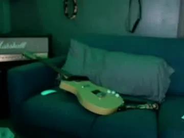 Freechat flanneldong on Chaturbate