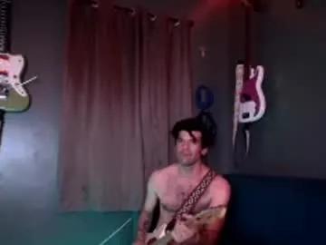 Freechat flanneldong on Chaturbate