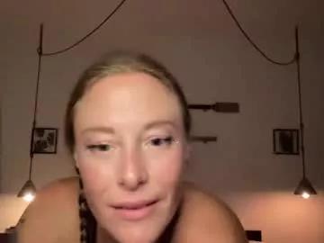 Freechat green_eyed_goddess_ on Chaturbate