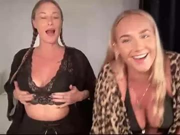 Freechat green_eyed_goddess_ on Chaturbate