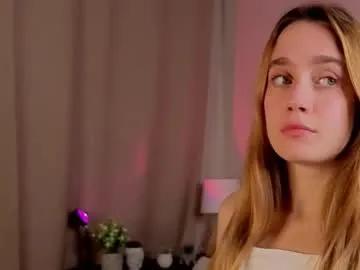 Freechat gwenbunn on Chaturbate