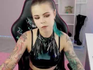 Freechat hellokittyalice on Chaturbate