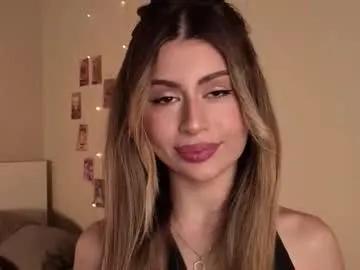 Freechat holayoula on Chaturbate