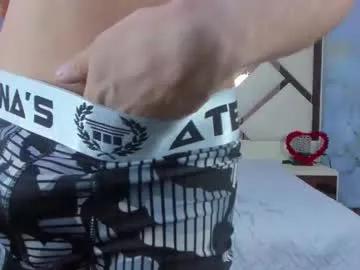 Freechat hotboyx_ on Chaturbate