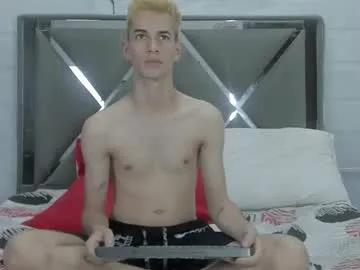 Freechat hotboyx_ on Chaturbate