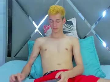 Freechat hotboyx_ on Chaturbate