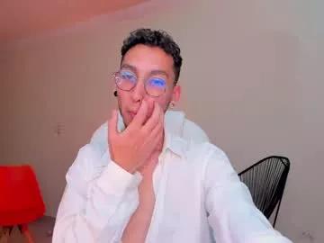 Freechat hottestdavidx on Chaturbate