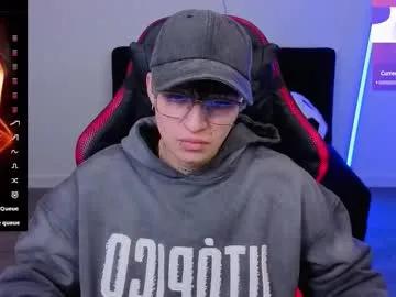 im_laia_ — Make me cum and play with me - Multi-Goal :  Cum show and squirt #tomboy #lesbian #shorthair #goth #lovense