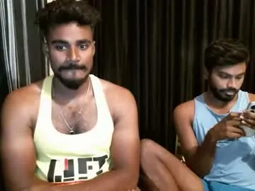 indiandesiguys2023 on Chaturbate