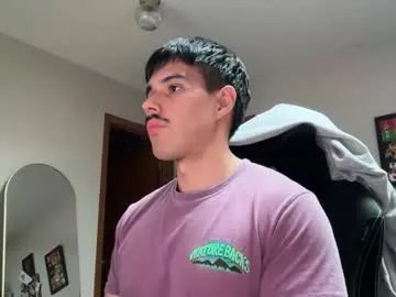 infamouslucas — huge cum show [901 tokens left]