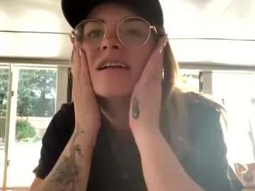 Freechat intothewoodswego on Chaturbate