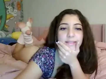 Away italiankittyx on Chaturbate