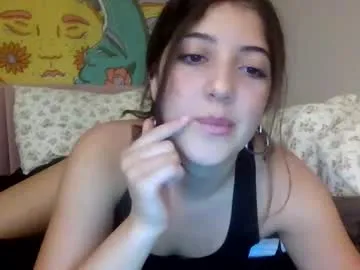 Away italiankittyx on Chaturbate