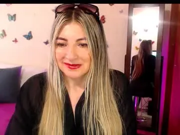 Offline jolie_mature_ on Chaturbate