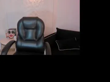 Freechat juanitaclay on Chaturbate