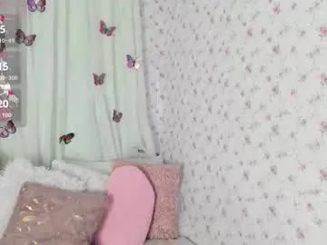 Freechat karinaebony_ on Chaturbate