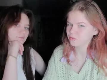 katrine_ine — Girl french kiss  #footfetish #bigass #lesbian #nonude #lovense [87 tokens left]