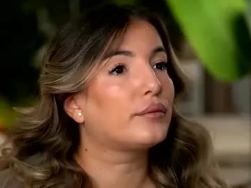 Freechat kellymathews on Chaturbate