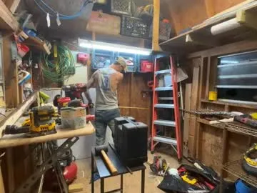 kinksss4all on Chaturbate