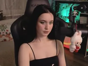 Offline kiralilime on Chaturbate