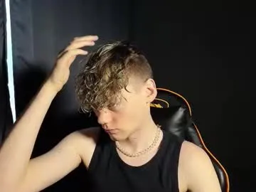 kirill_20_cm on Chaturbate