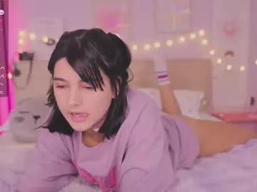 Freechat kittenmoon_ on Chaturbate