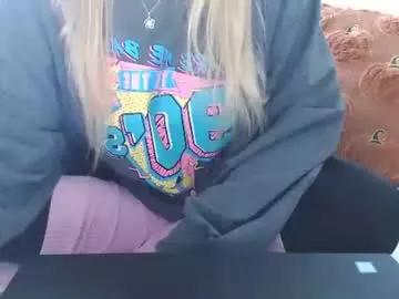 Freechat kymchi on Chaturbate