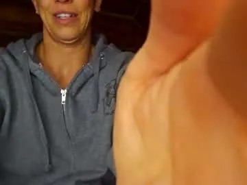 Offline ladylorreign on Chaturbate