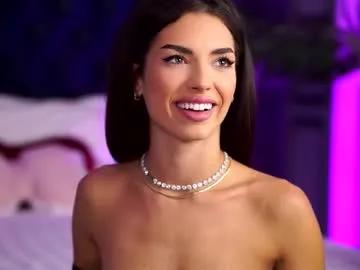 Freechat lalaroze on Chaturbate