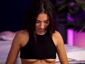 Freechat lalaroze on Chaturbate