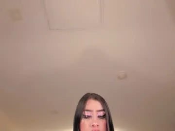 leahlombardi_ — I invite you to enjoy my big tits, do you want to be fucked by my tits?  - Multi-Goal :  Fuck tits + BlowJob #deepthroat #femdom #mistress #bigass #bigboobs