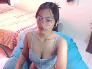 Freechat leslie__anderson on Chaturbate