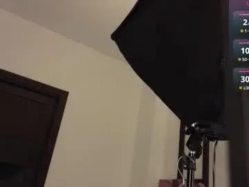 Freechat lilcatalia on Chaturbate