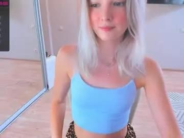 Freechat liloneforyou on Chaturbate