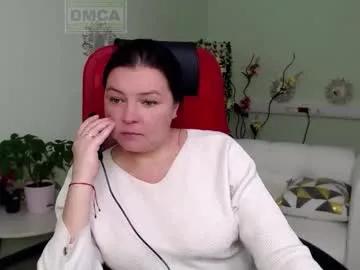 Freechat lily_flower7_ on Chaturbate