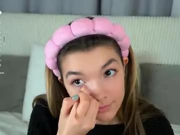 Freechat linettedennett on Chaturbate