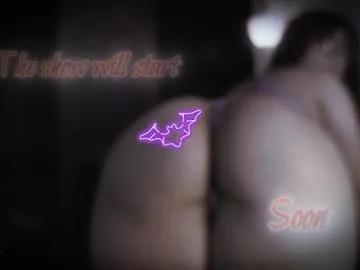 Freechat little_maeve on Chaturbate