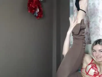 Freechat love_dom_meg on Chaturbate