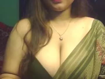 Freechat love_luna_angel on Chaturbate