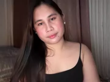 Offline loveme4ever2025 on Chaturbate