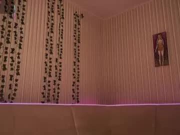 Freechat lucysaymeow on Chaturbate