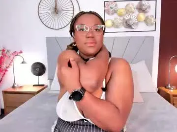 Freechat makena_gh on Chaturbate