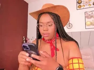 Freechat makena_gh on Chaturbate