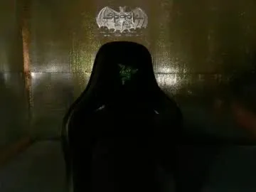 Freechat mariettee on Chaturbate