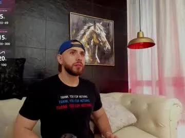 maximo_wolf1 — GOAL: Diidldo Show [760 tokens remaining] good experience #hairy #bear #jeans #beard #socks Big boys also like to be fucked