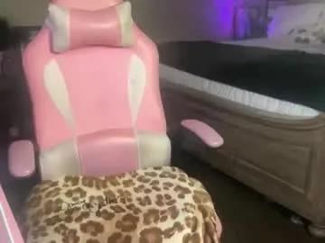 Freechat meetsouthernpeach on Chaturbate