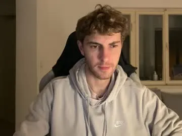 Away melodicass on Chaturbate